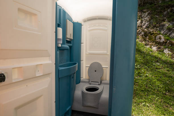 Portable Toilet Options We Offer in Huntington Beach, CA